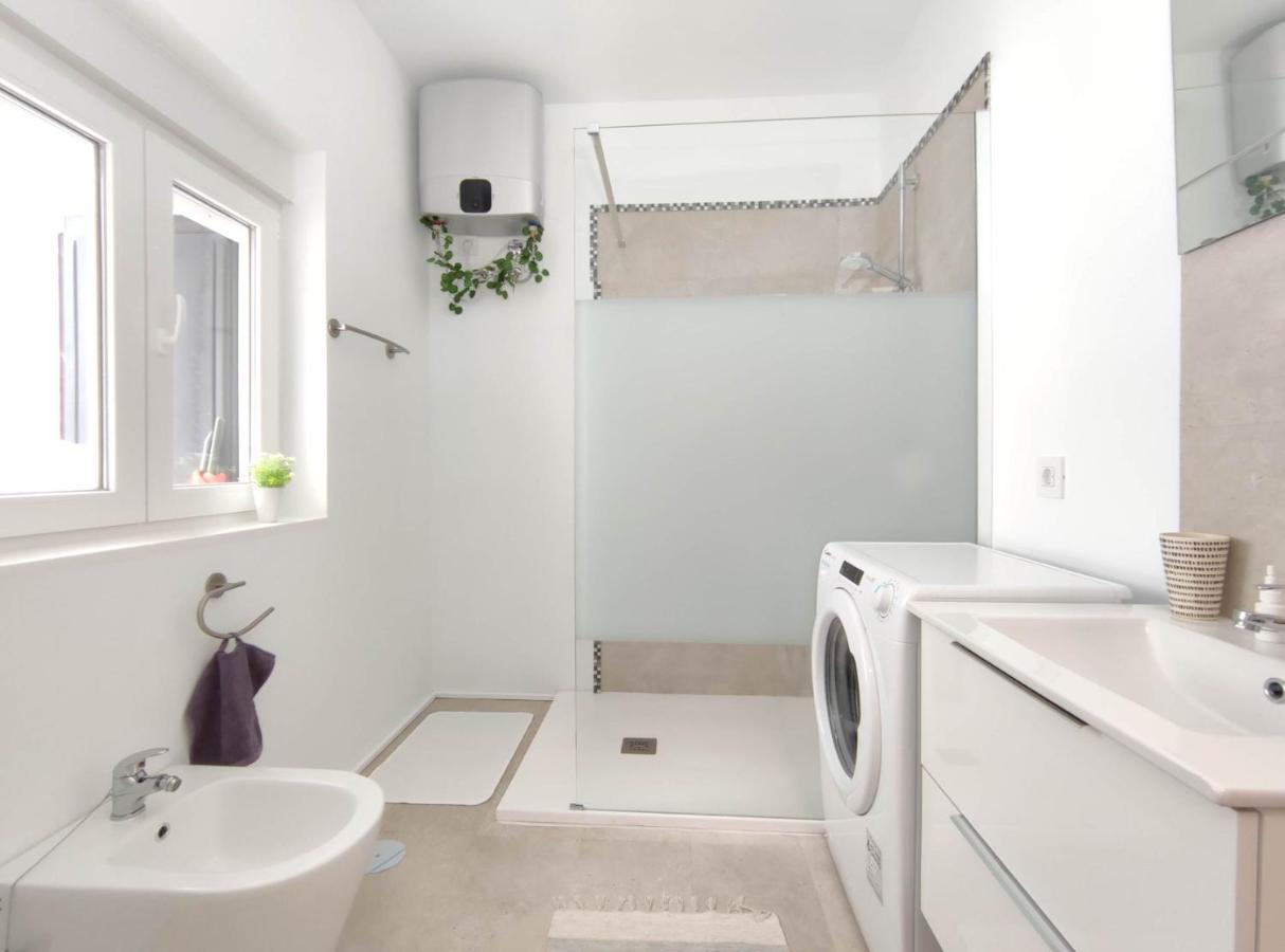 Apartments Fantastico Puerto De La Cruz With Balcony, Terrace, Air Conditioning And Free Parking, Ideal For Couples And Solo Travelers Bagian luar foto